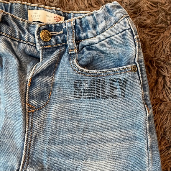 Zara Cutest Baby Jeans Ever - Picture 3 of 8